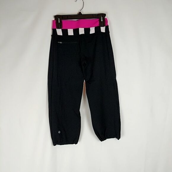 Lululemon Athletica Dharana Black Crops Pink White - Picture 5 of 6